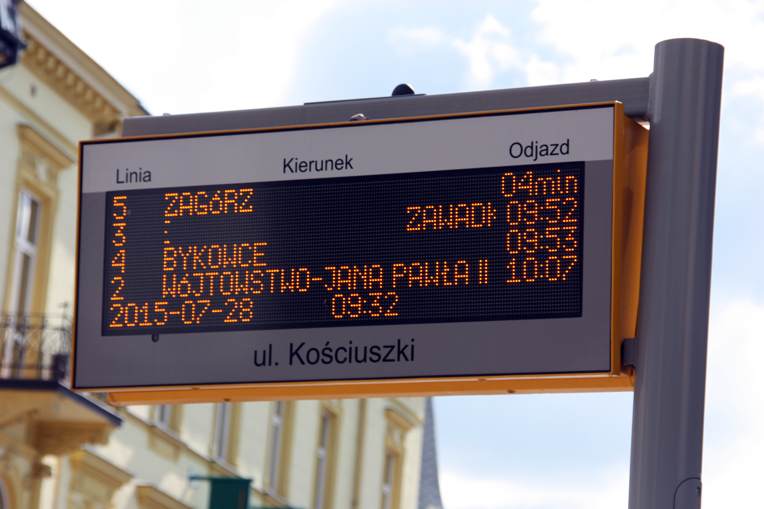 Zewnętrzna tablica informacyjna - przystankowa